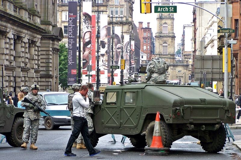 World War Z (2013) - The Zombie Tower