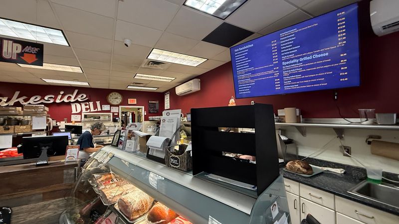 Lakeside Deli, Verona