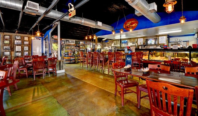 Walt’s Fish Market Restaurant – Sarasota, FL