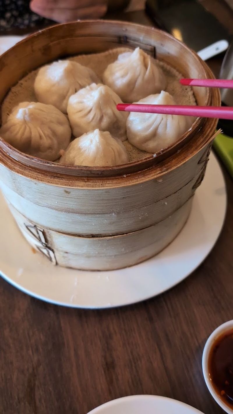 LJ Shanghai, Cleveland