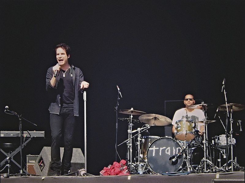 “Drops of Jupiter” – Train