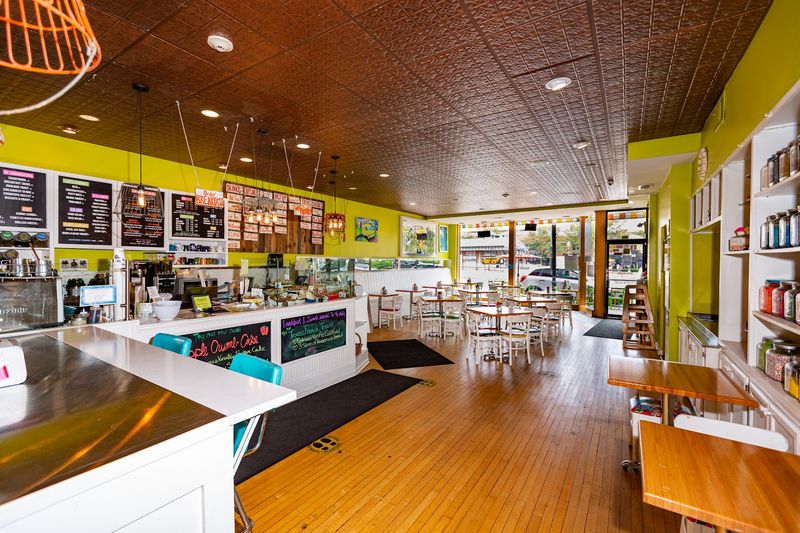 Flourish Bakery Café — Elmhurst