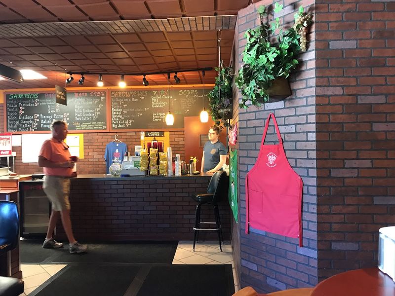 The Scenic Setting That Makes the Meal Even Better