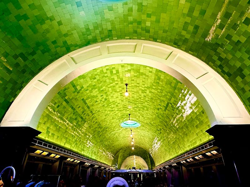A Green-Tiled Ceiling That Changes the Mood