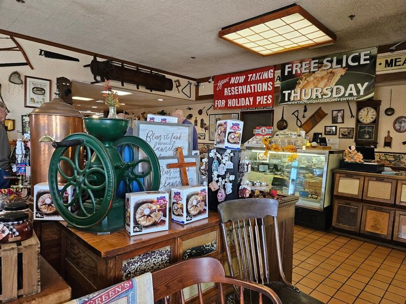 Spear's Restaurant & Pie Shop — Wichita