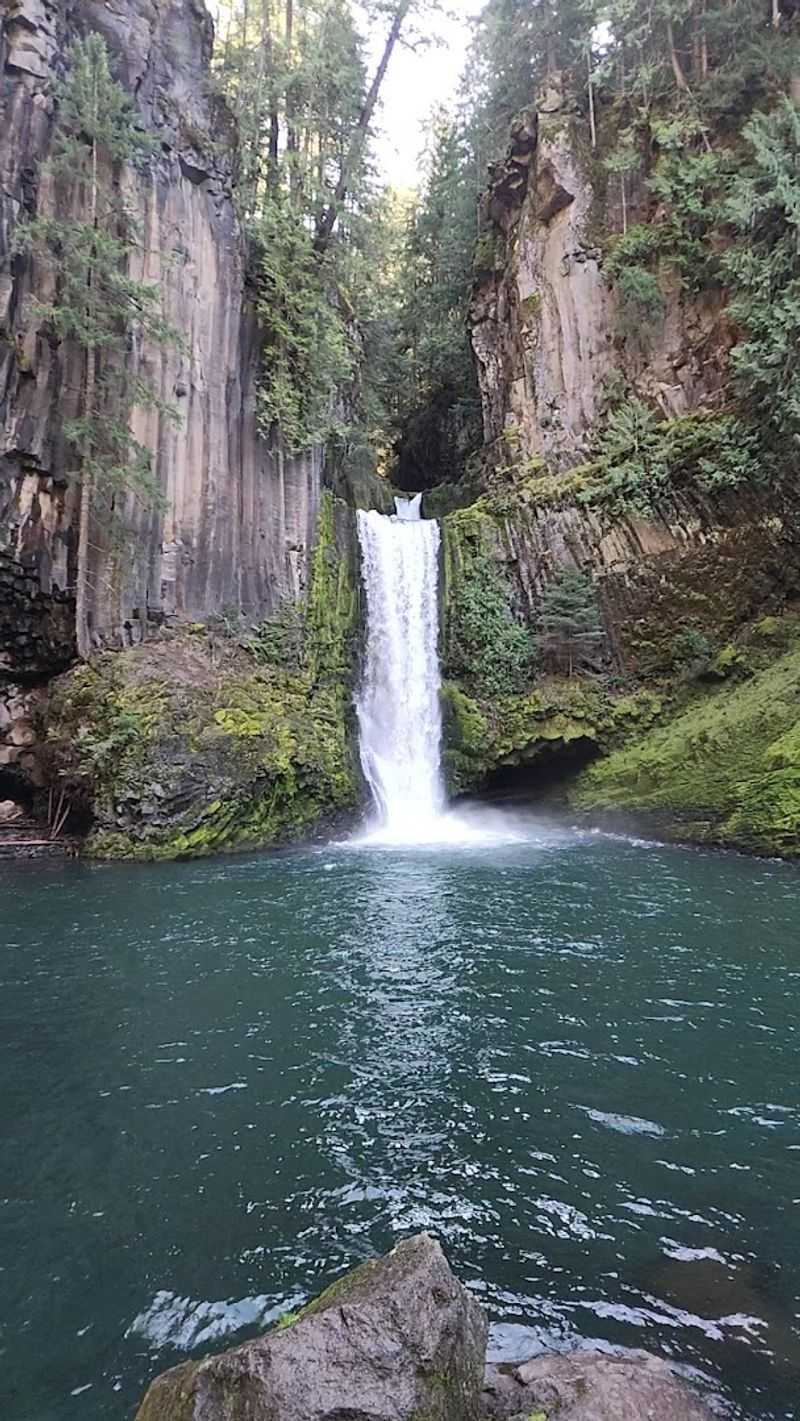 The Two-Tiered Drop That Earns All the Attention