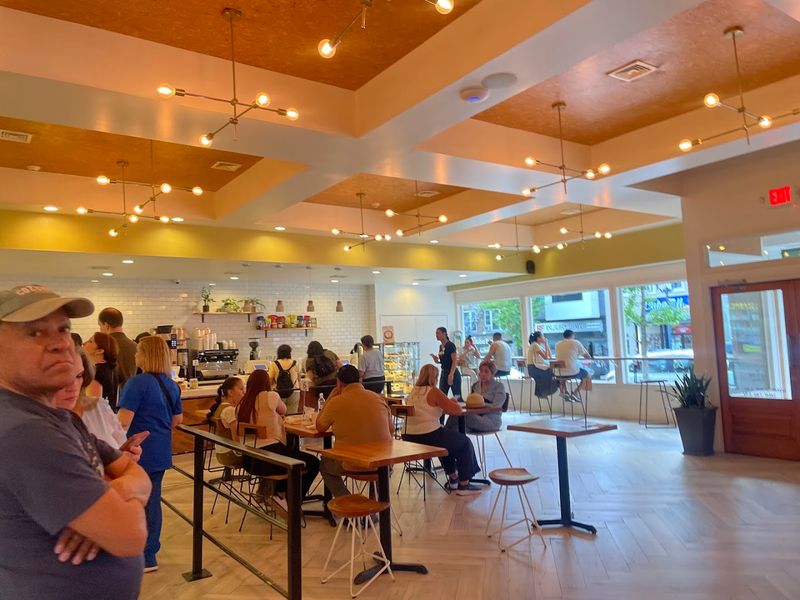 A Space That Feels Polished Without Being Pretentious