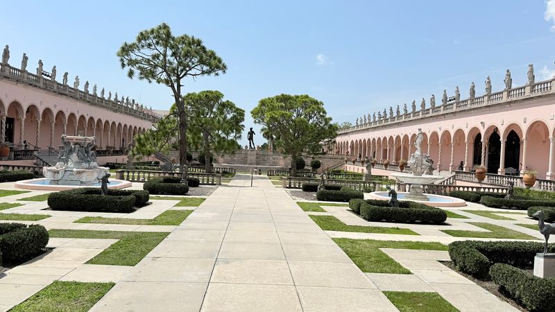 Free Mondays and Smart Ways to Save on Admission