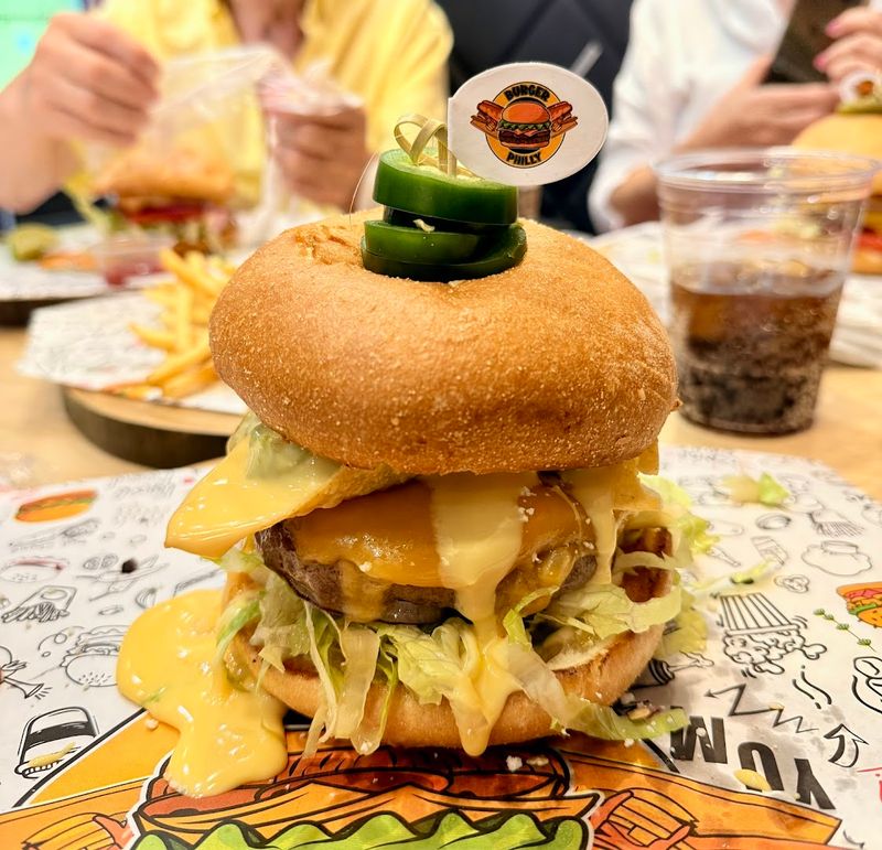 The Smash Burgers That Keep People Coming Back