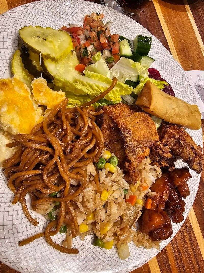 Lunch vs. Dinner: Not the Same Experience