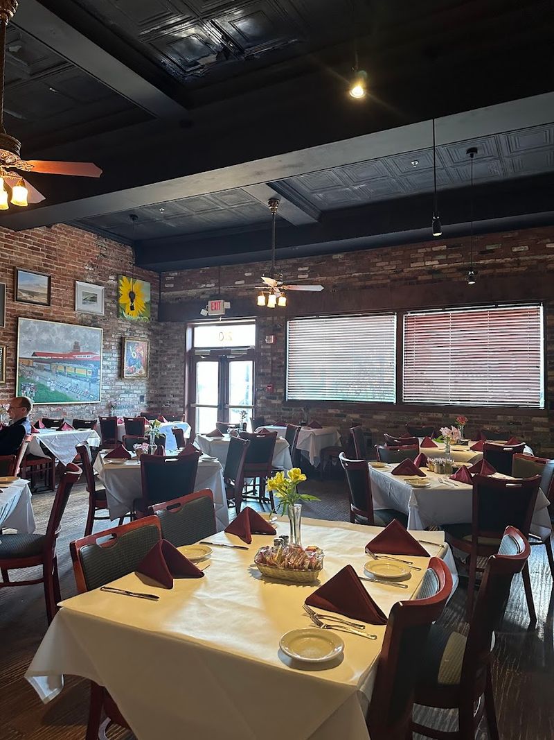 Service That Matches the Quality of the Food