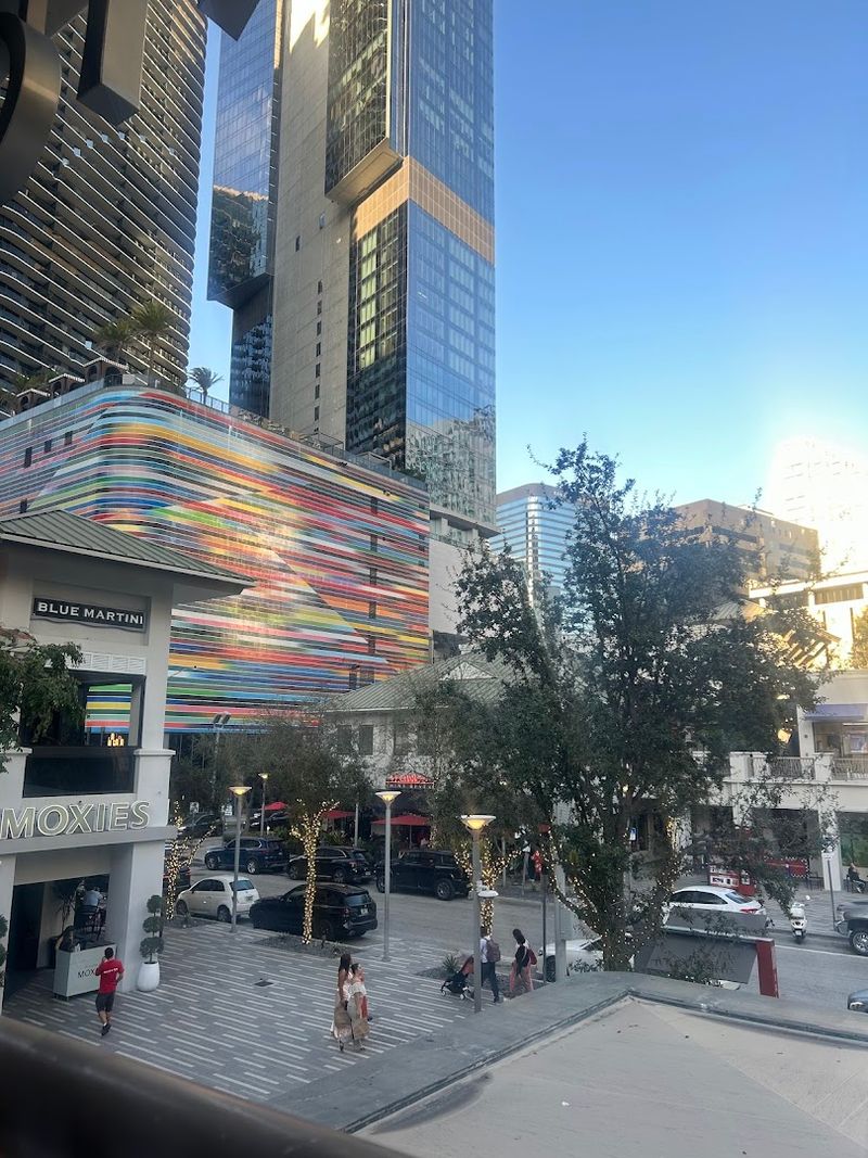 The Balcony: Best Seat in Brickell