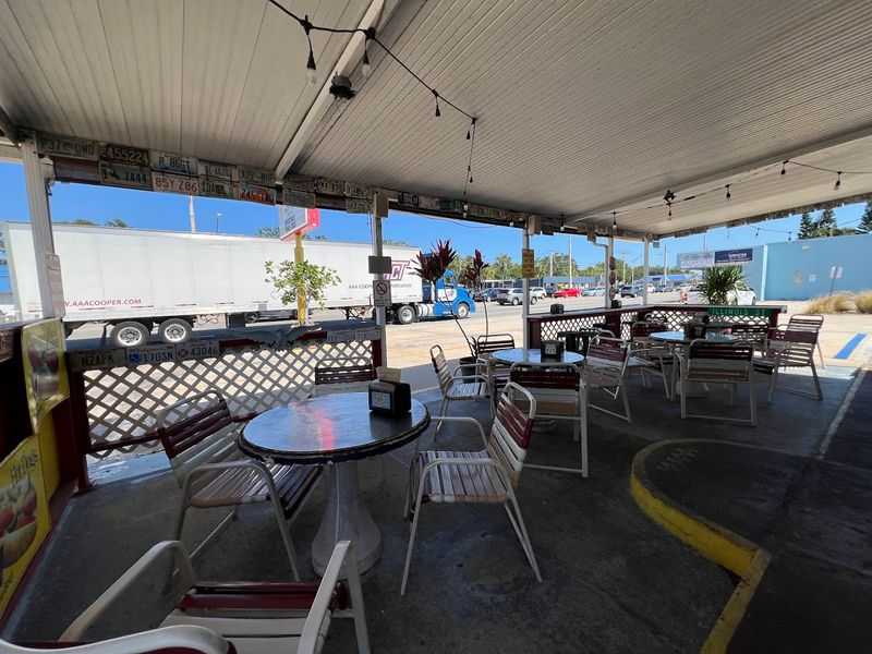 Outdoor Seating That Actually Works