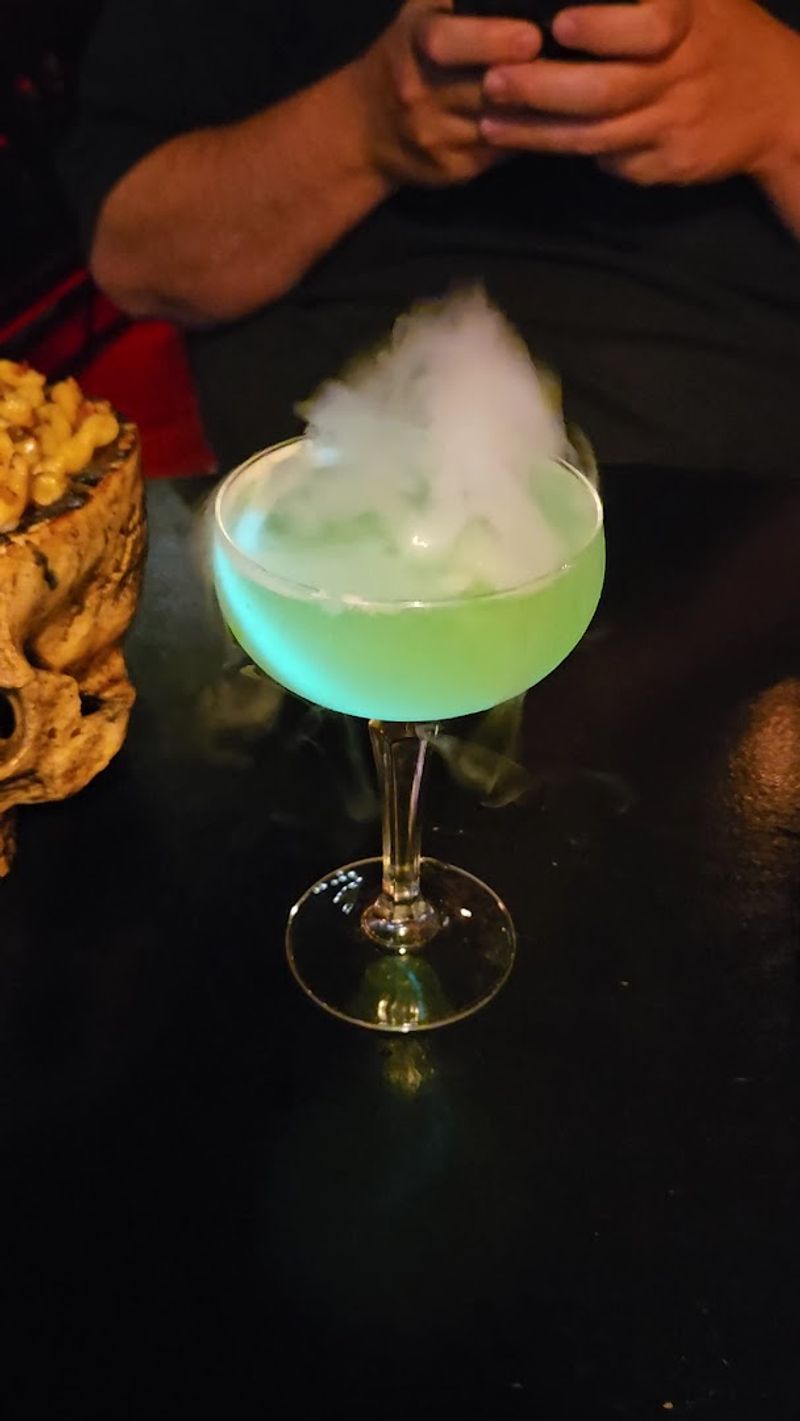 Drinks That Arrive Like a Performance