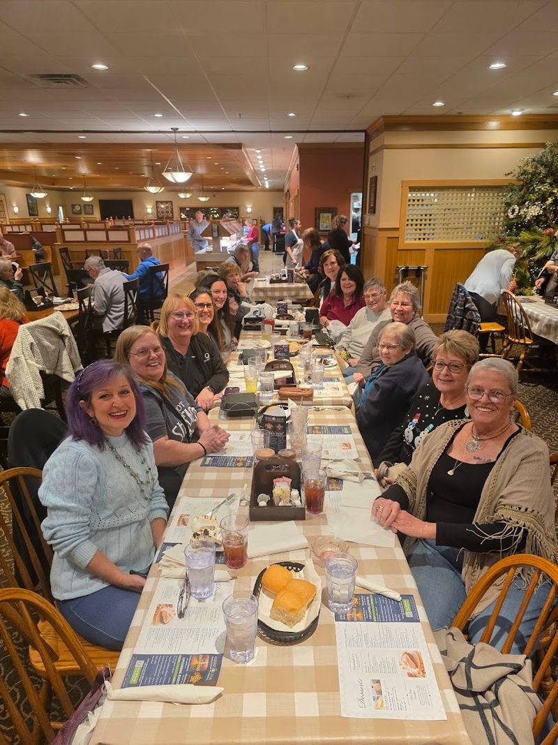 Service Style and What to Expect From Staff