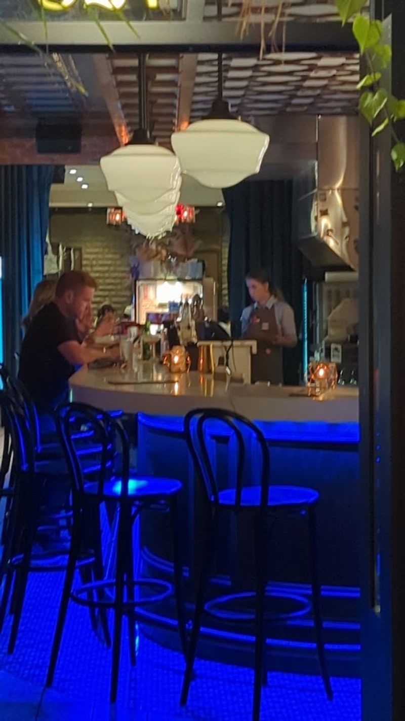 The Staff That Turns First-Time Visitors Into Regulars