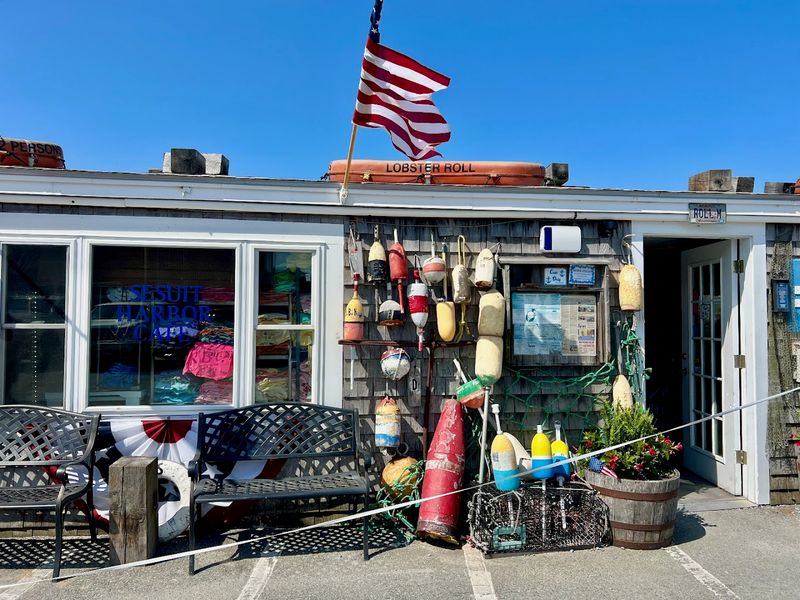Sesuit Harbor Cafe - Dennis