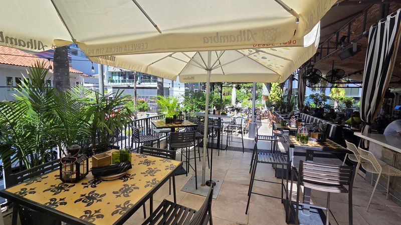 A Spot That Works Just as Well for Solo Diners