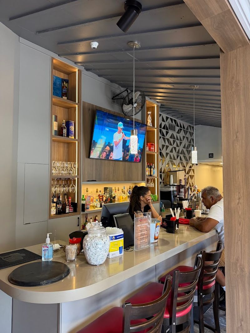 Pao de Queijo: The Cheesy Little Bread That Starts It All