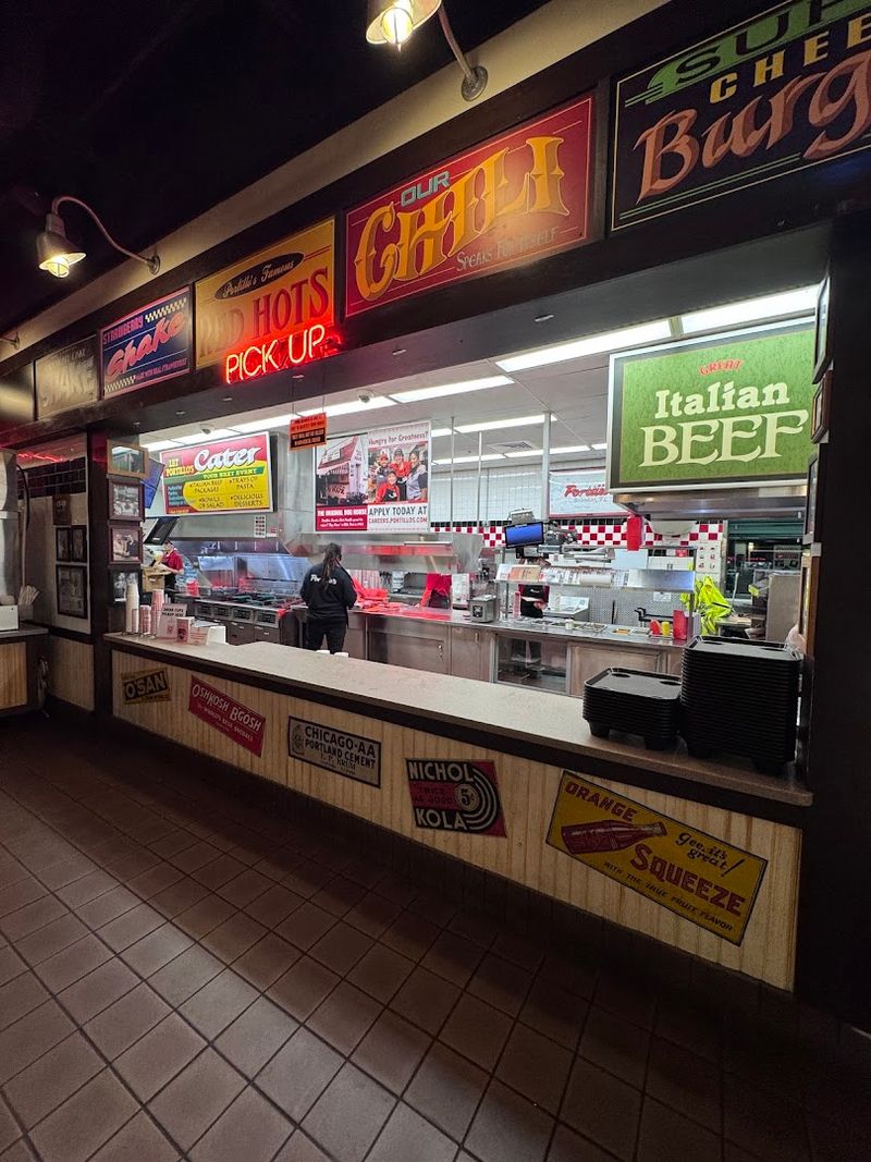 Service That Moves Fast and Handles Busy Crowds Well