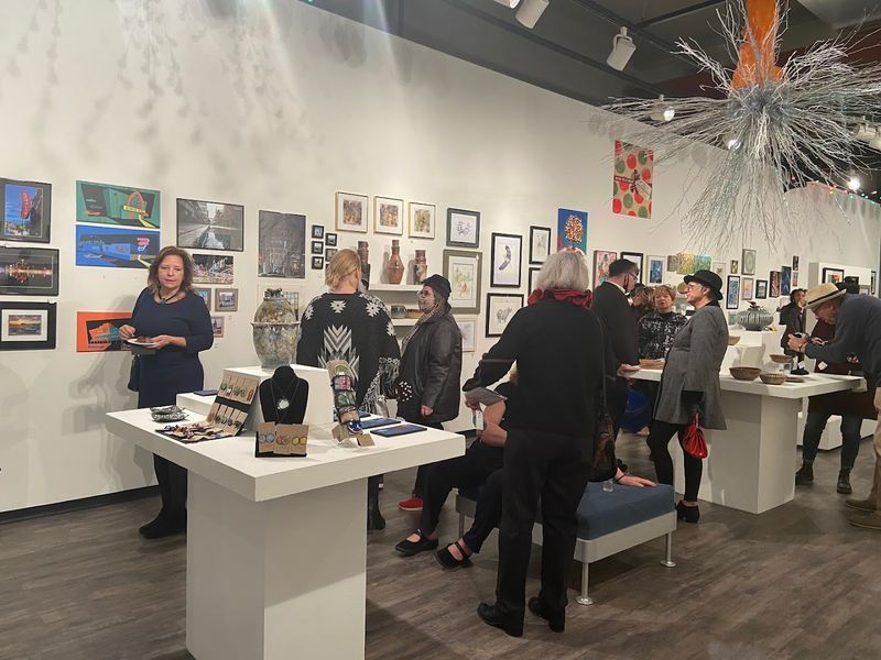 Noel Night and the Annual Events That Draw Crowds