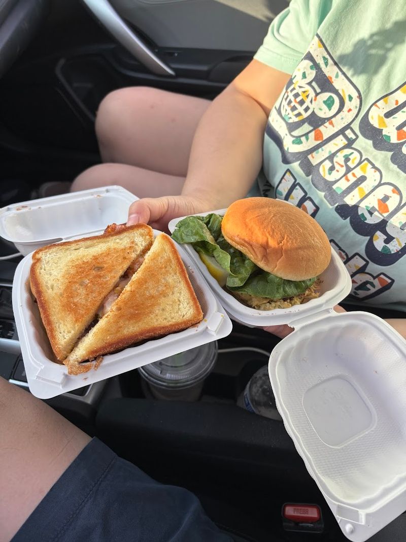 Takeout Culture and How It Shapes the Experience