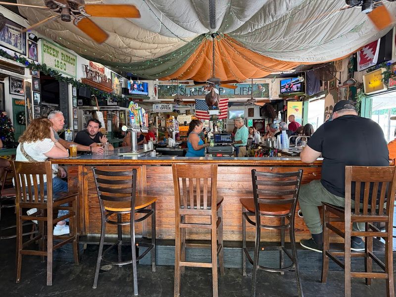 The Bartenders and the Service Culture