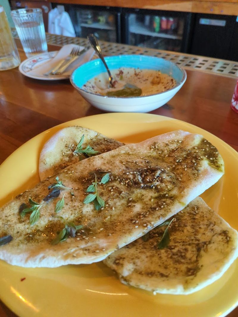 Hummus So Good It Becomes the Whole Conversation