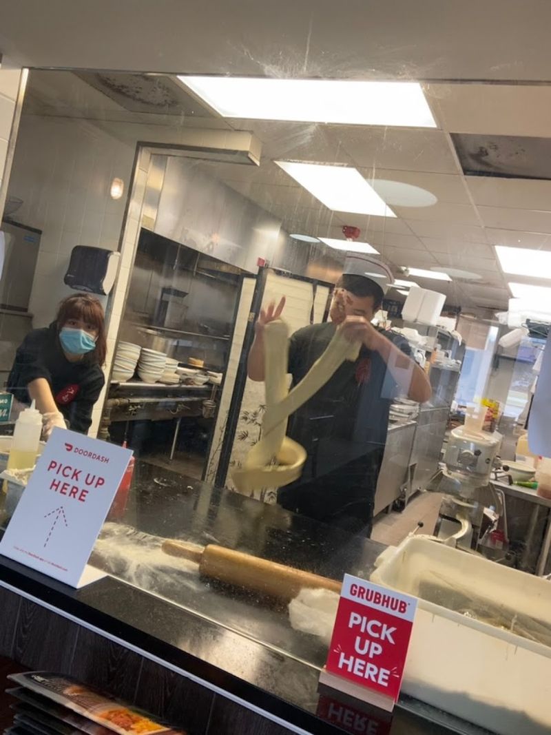 How the Kitchen Handles Busy Rushes