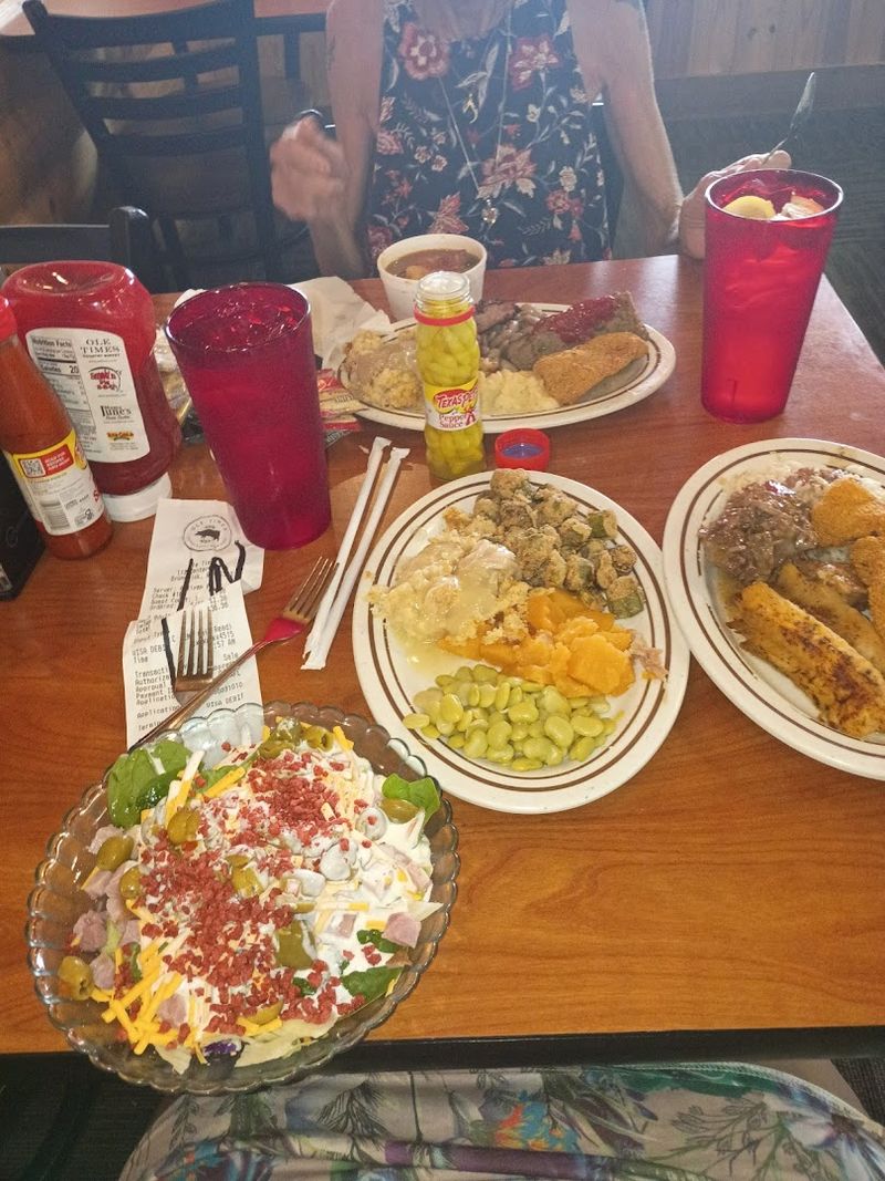 The Salad Bar and Fresh Sides