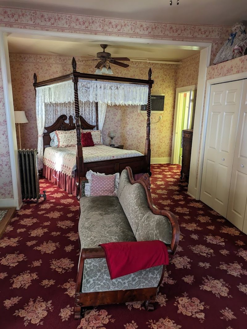 B&B Rooms That Feel Like a Step Back in Time