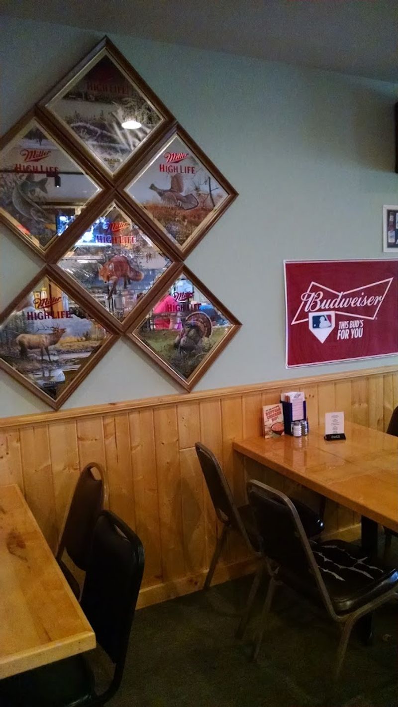 The Atmosphere Inside: Clean, Comfortable, and Surprisingly Inviting