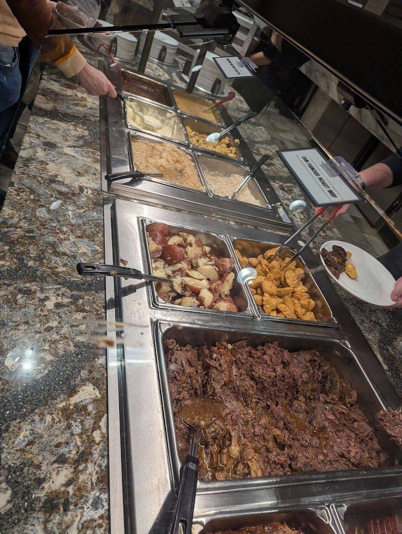 Breakfast That Rivals the Best Morning Spreads