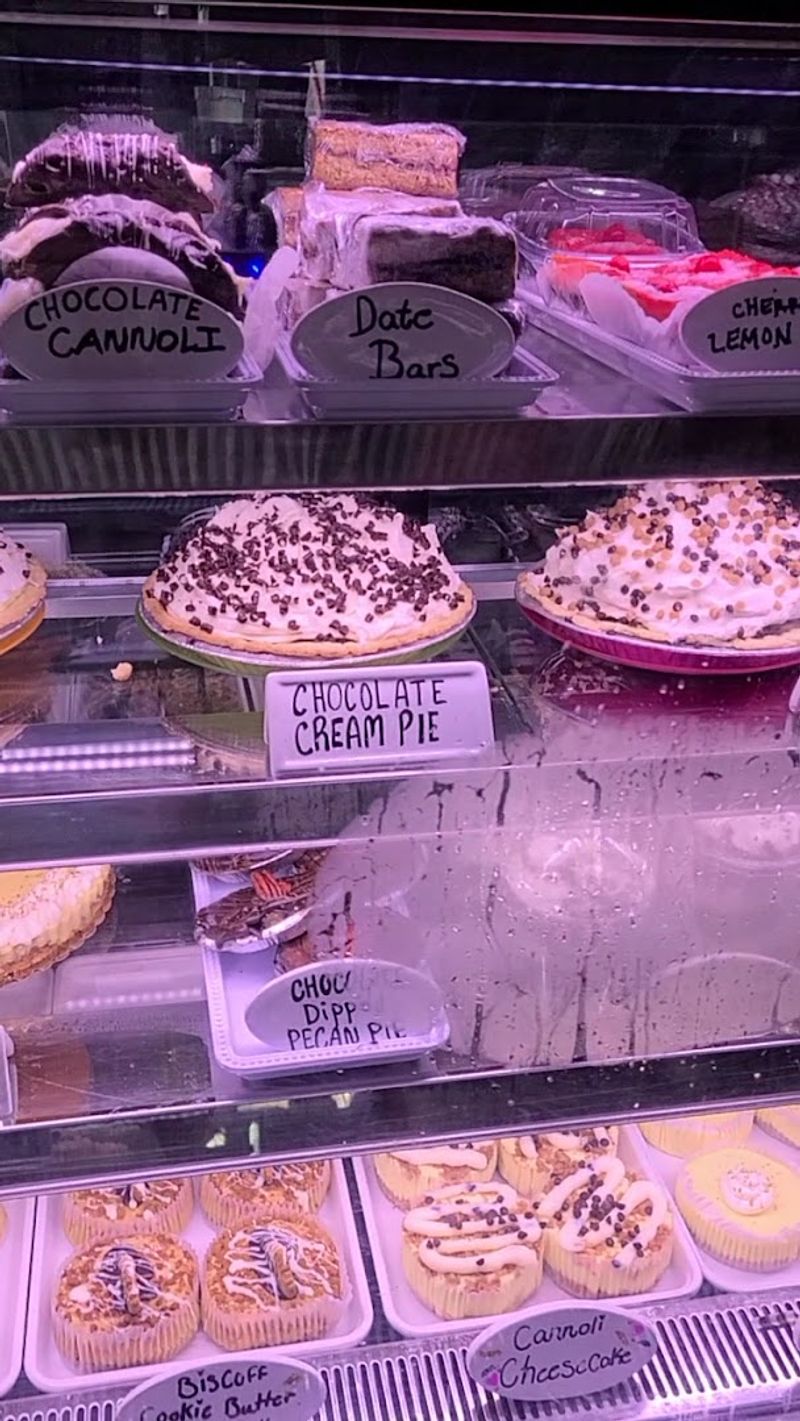 The Key Lime Pie and Specialty Sweets