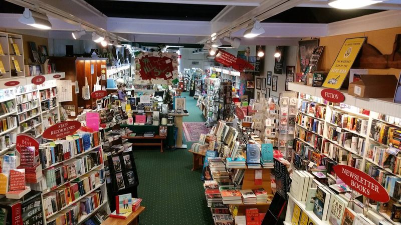 Free Gift Wrapping and the Details That Build Loyalty