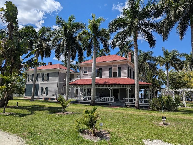 Practical Tips for Planning Your Visit