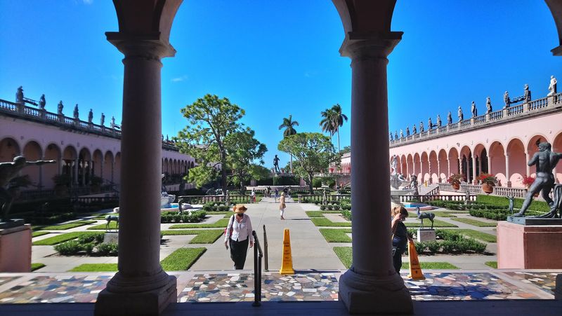 Free Mondays: The Smartest Way to Plan Your Visit