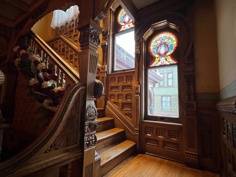 Inside the Hume House: A Different Kind of Elegance