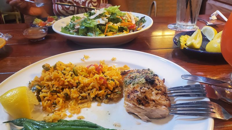 The Lunch Deals and Daytime Vibe