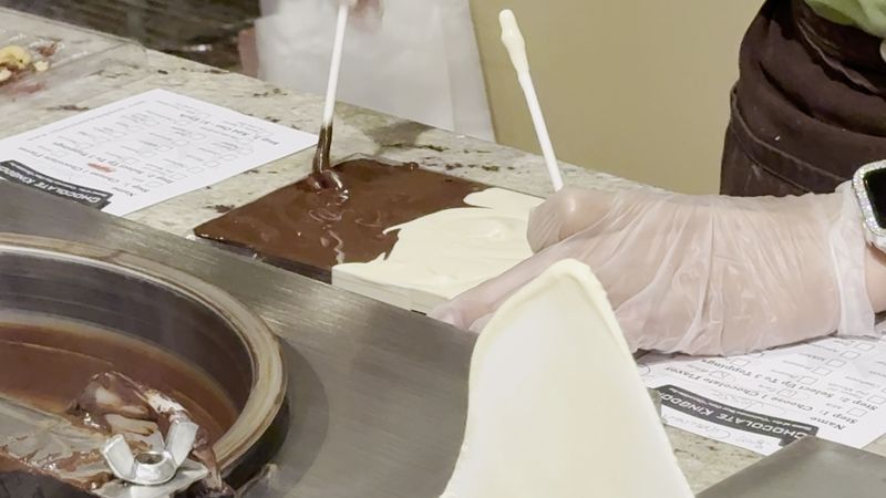 Tour Guides Who Turn Chocolate into Pure Entertainment