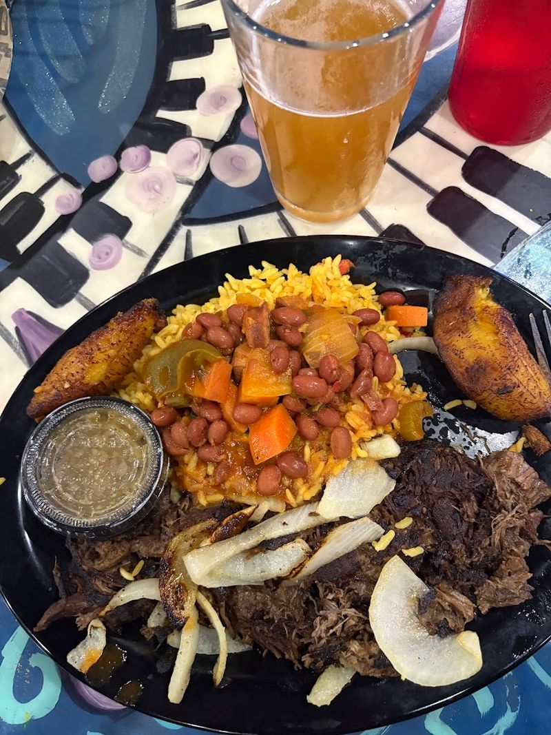 Vaca Frita: The Dish That Turns First-Timers Into Regulars