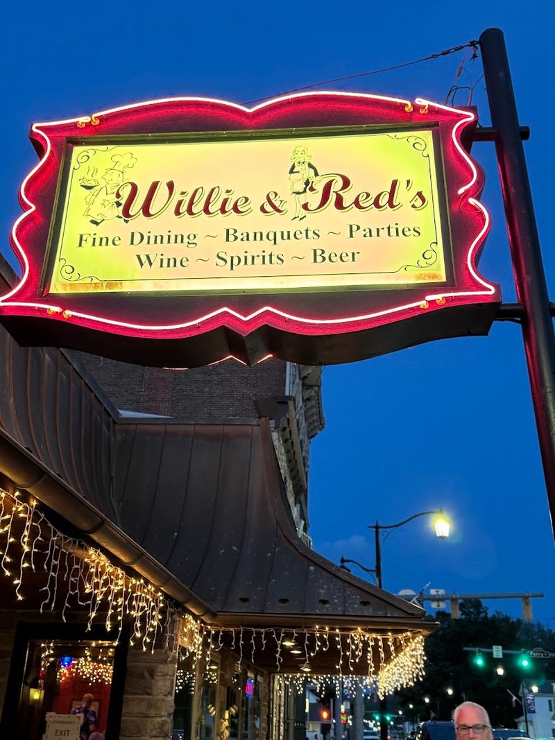 Willie & Red's — Hagerstown