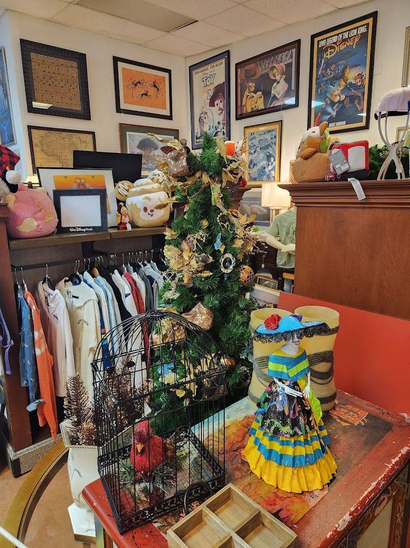 Authentic Vintage Clothing and Military Surplus Finds