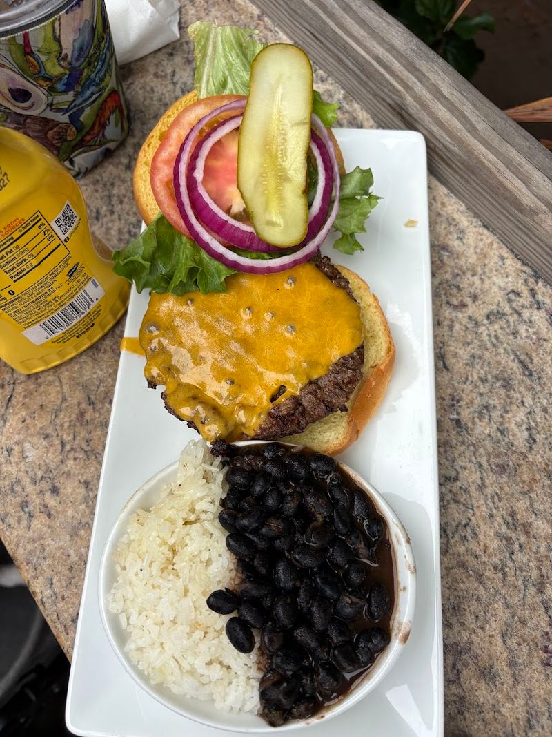 The Bacon Jam Cheeseburger That Stops People in Their Tracks