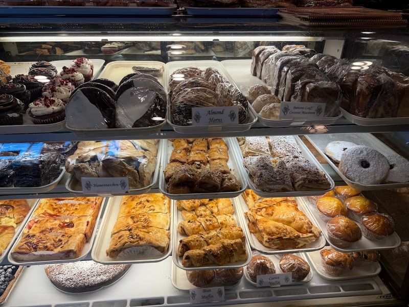 The Bakery Case That Stops People in Their Tracks