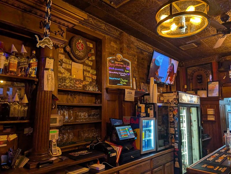 The Atmosphere That Feels Frozen in the Best Way