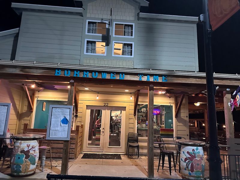 When to Go and How to Make Sure You Get a Table