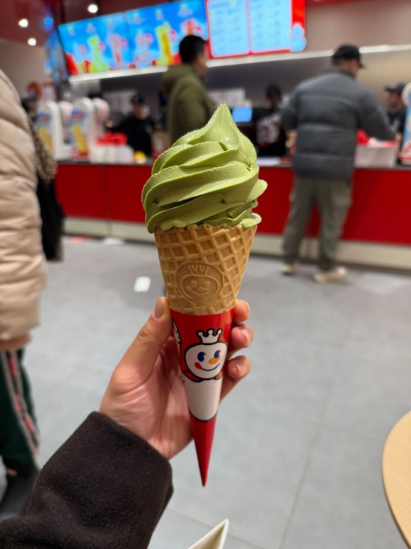 The Matcha Soft Serve That Everyone Is Talking About