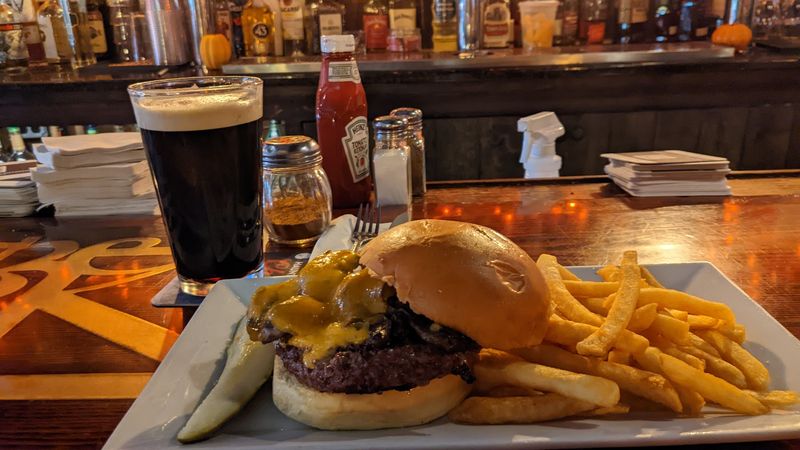 The Famous Burgers That Built the Reputation