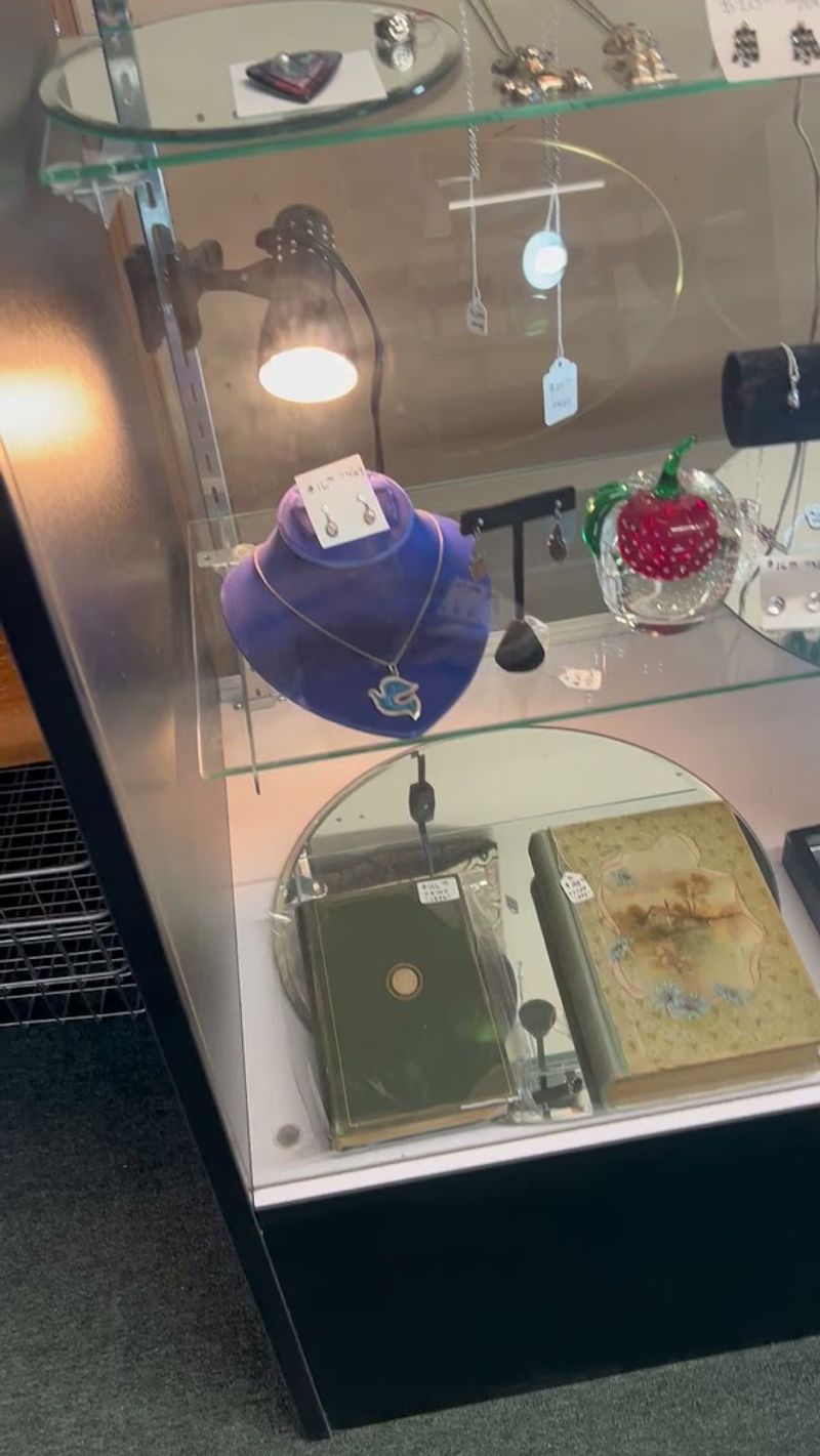 How the Store Layout Changes the Entire Thrifting Experience